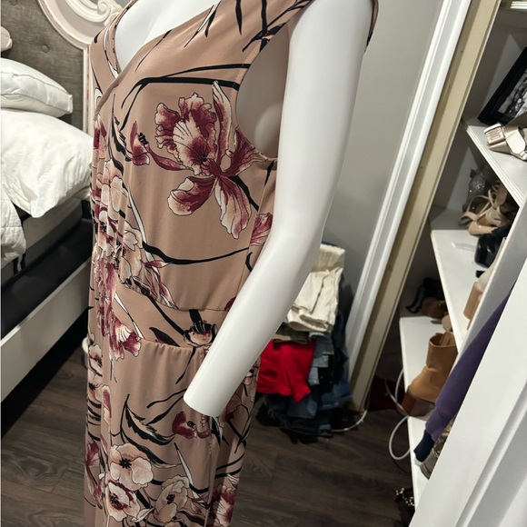 Jumpsuit - Picture 13 of 14